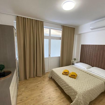 Apartmani Roko Drvenik  Eksteriør billede